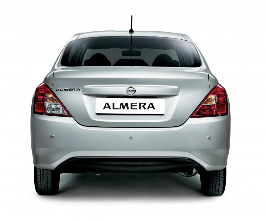 Nissan Almera (N17) 2014 года  (ZA) (фото 3 из 25)